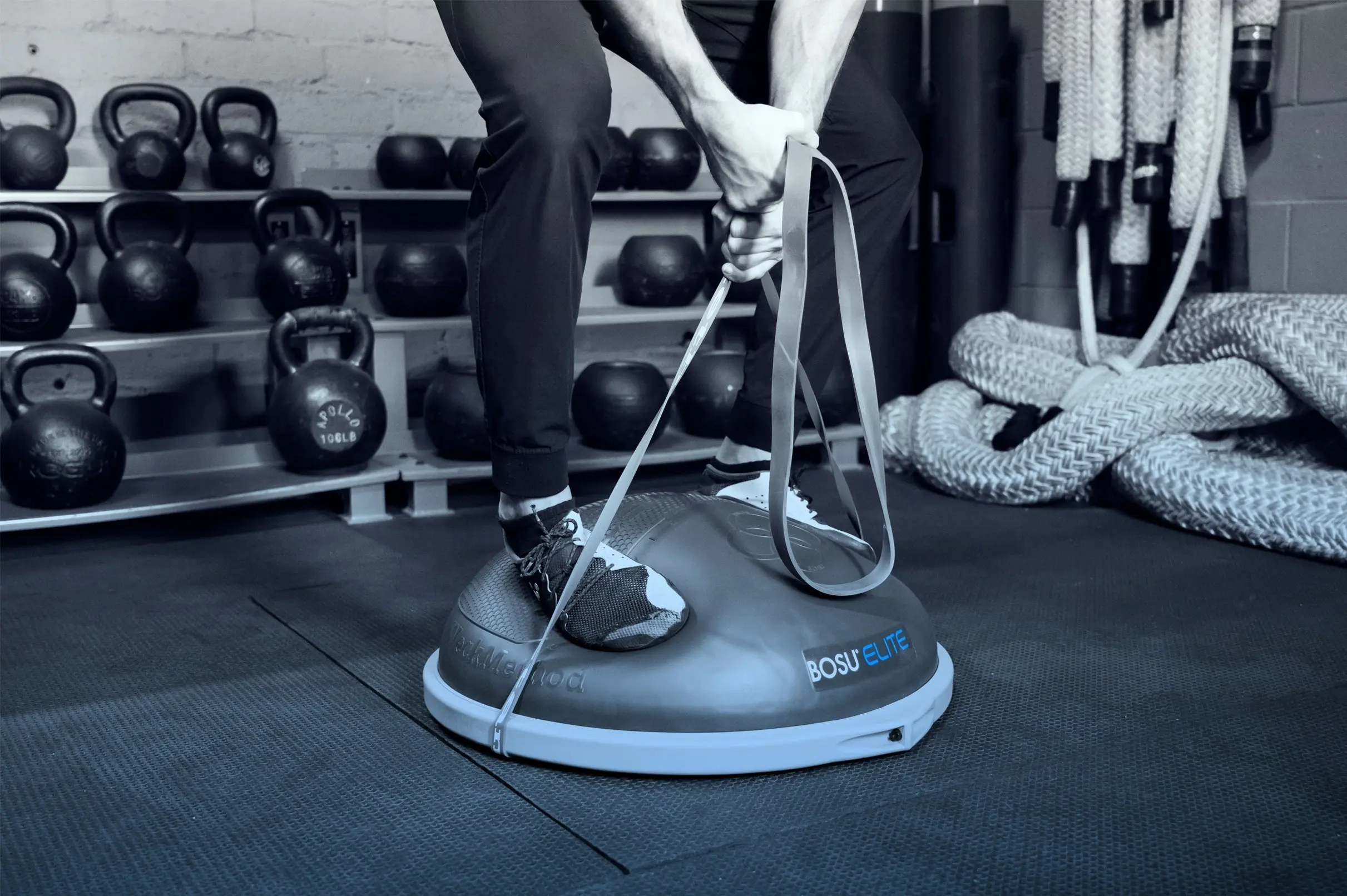 Motocross Balance & Strength Trainer - BOSU® Elite - Image 6